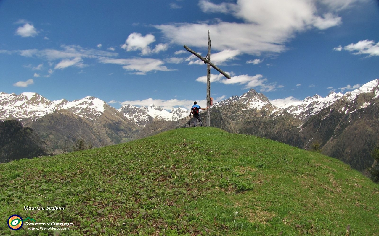 65 La sbilenca Croce del Monte Colle....JPG